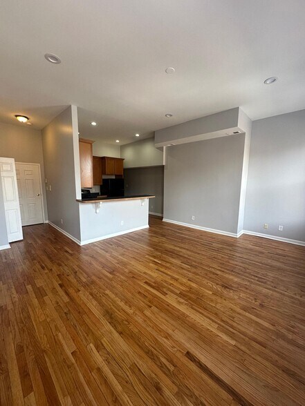 Building Photo - 1426 Madison Ave