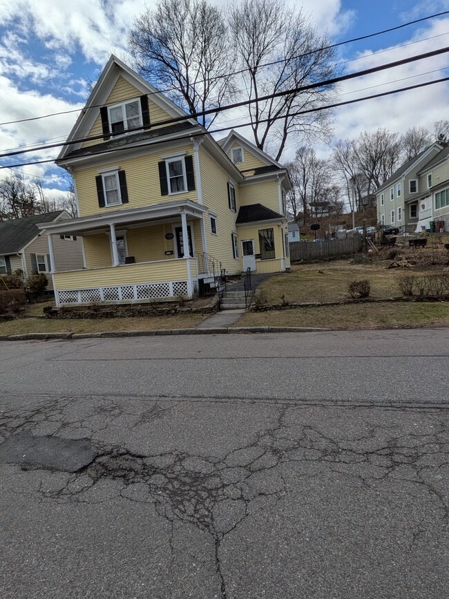 Building Photo - 329 Stackpole St