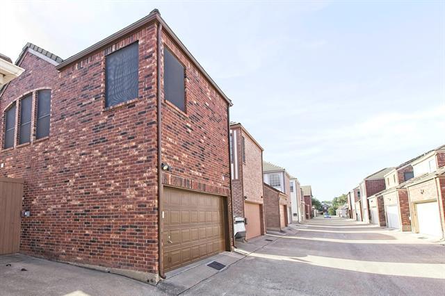 Building Photo - 17007 Vinland Dr