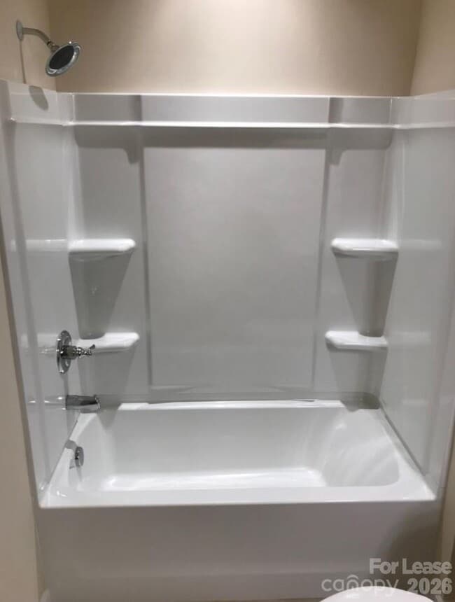 Building Photo - 1923 Winpole Ln