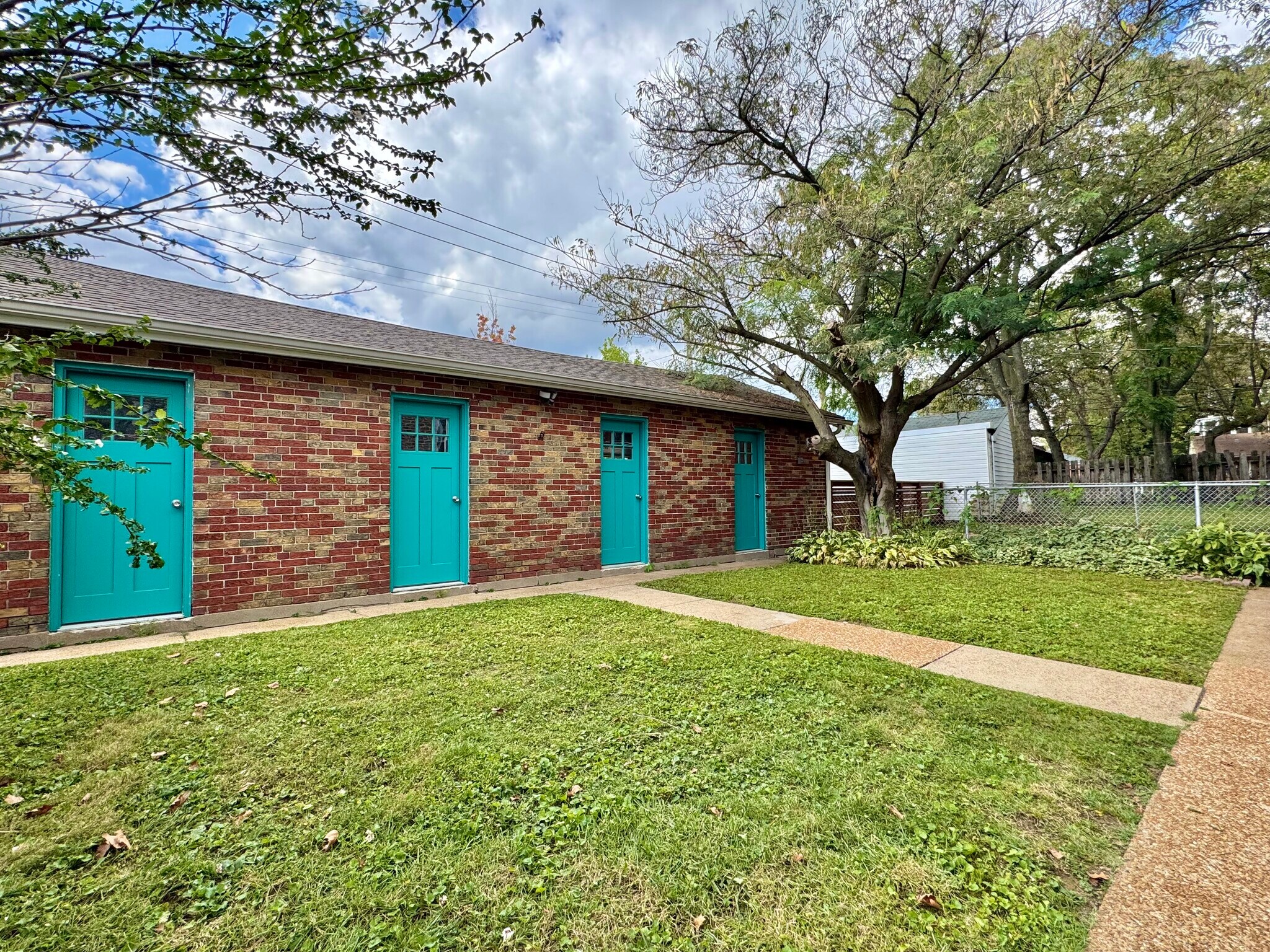 Building Photo - 3525-3527 Lawn Ave
