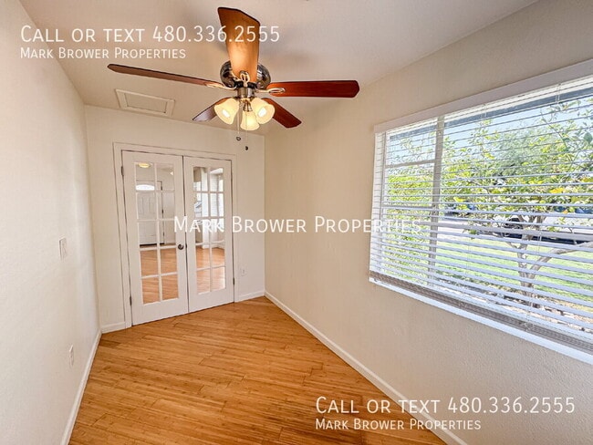 Building Photo - 1230 E Almeria Rd