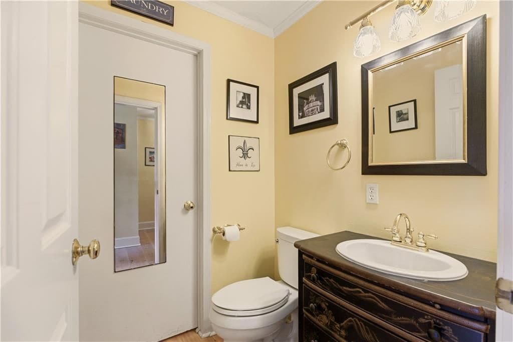 Building Photo - 216 Goddard Row