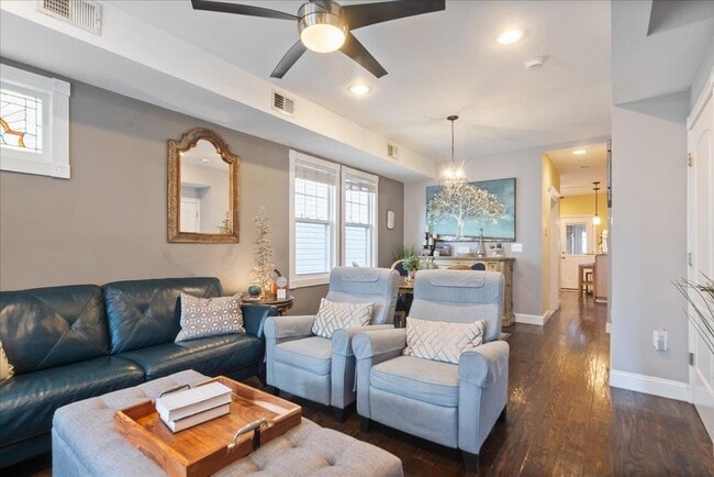 Building Photo - 252 Grace Ave