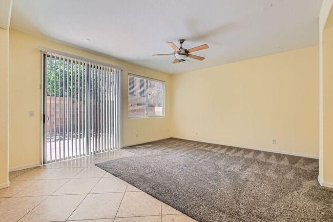 Building Photo - Beautiful 3 bedroom in Tuscany  community
