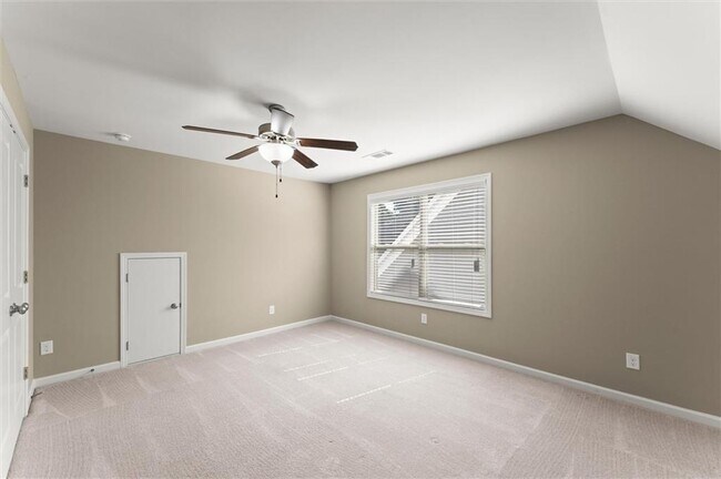 Building Photo - 2770 Prado Ln