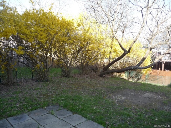 Building Photo - 39 Cedar Ct