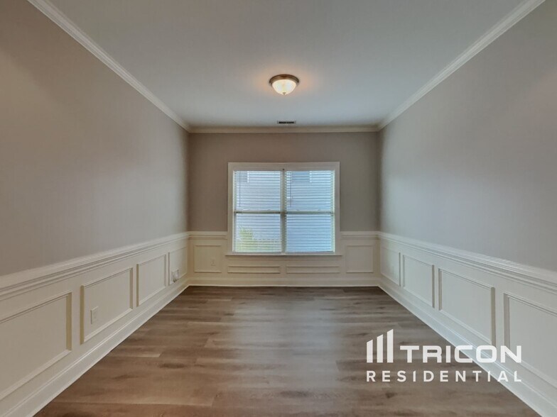 Building Photo - 38 Balsam Fir Pl