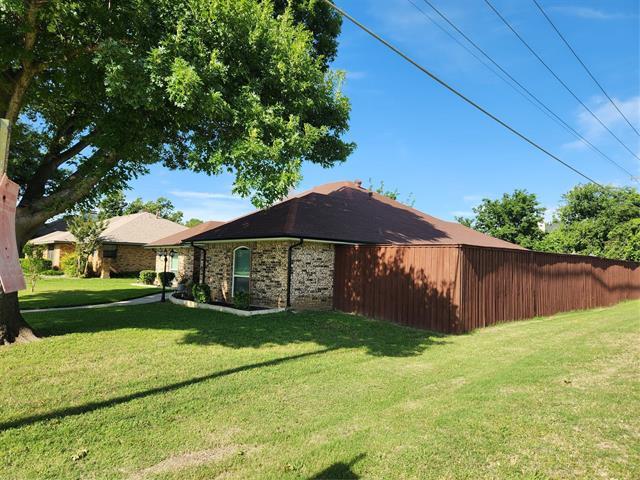 Building Photo - 6413 Stilwell Rd
