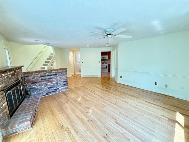 Building Photo - 50 Treetop Park