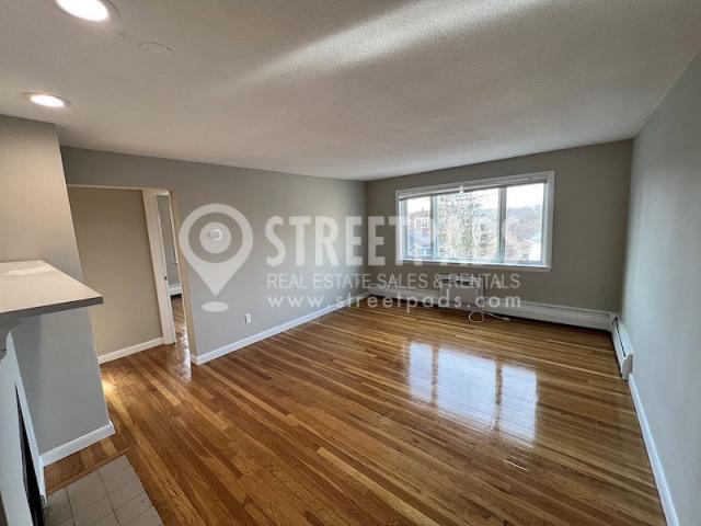 Building Photo - 2 bedroom in Boston MA 02130