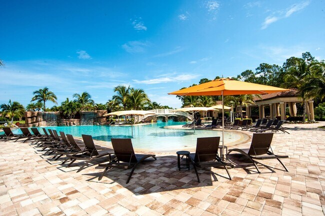 Building Photo - Available for immediate occupancy - 2BR/2BA Furnished Annual Condo available in Treviso Bay with ...