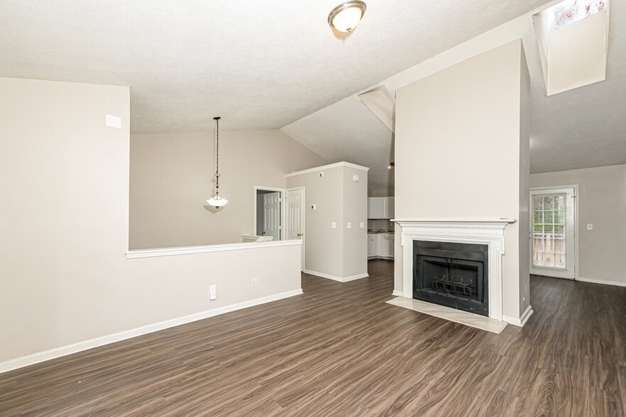 Building Photo - 5926 Old Wellborn Trce