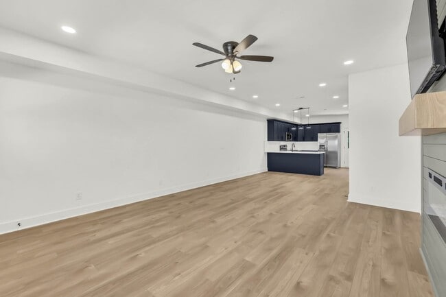 Building Photo - 354 Front Rdg Cir