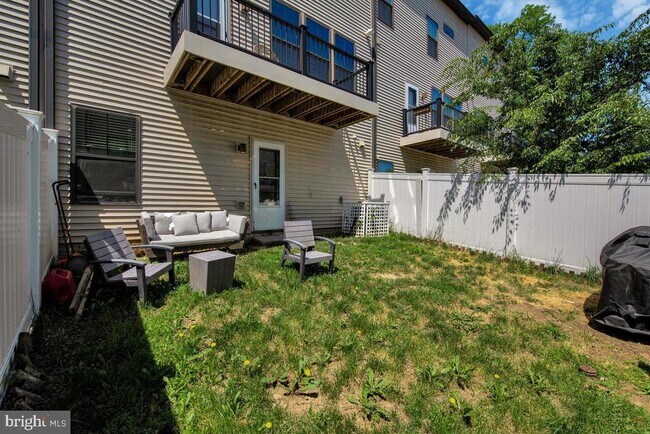 Building Photo - 4748 Towne Park Rd