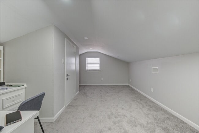 Building Photo - 3046 Wagon Trail Dr