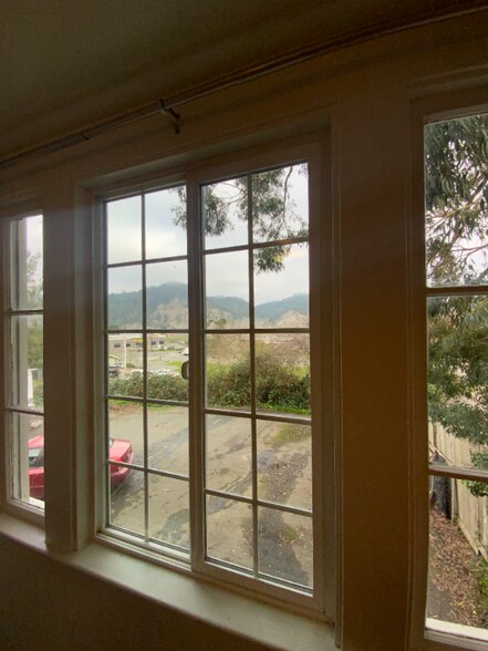 Building Photo - 634 Pacific Ave