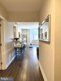 Building Photo - 1600 Arch St