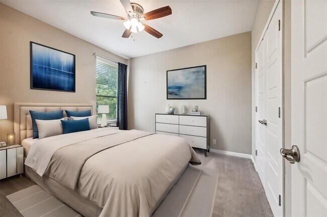 Building Photo - 9725 Solana Vista Loop