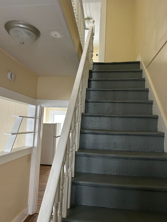 Building Photo - 7 Gowen St