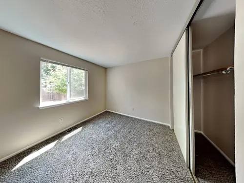 Building Photo - 17752 E Bethany Dr