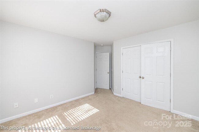 Building Photo - 4033 Raven Rock Ct