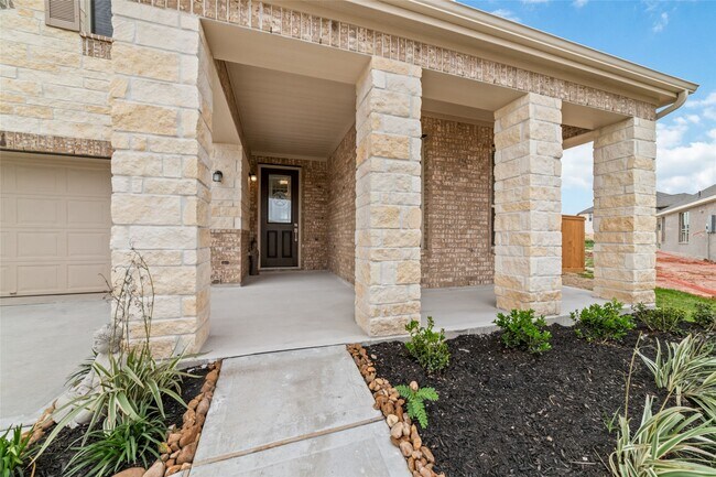 Building Photo - 7731 Coral Ky Dr