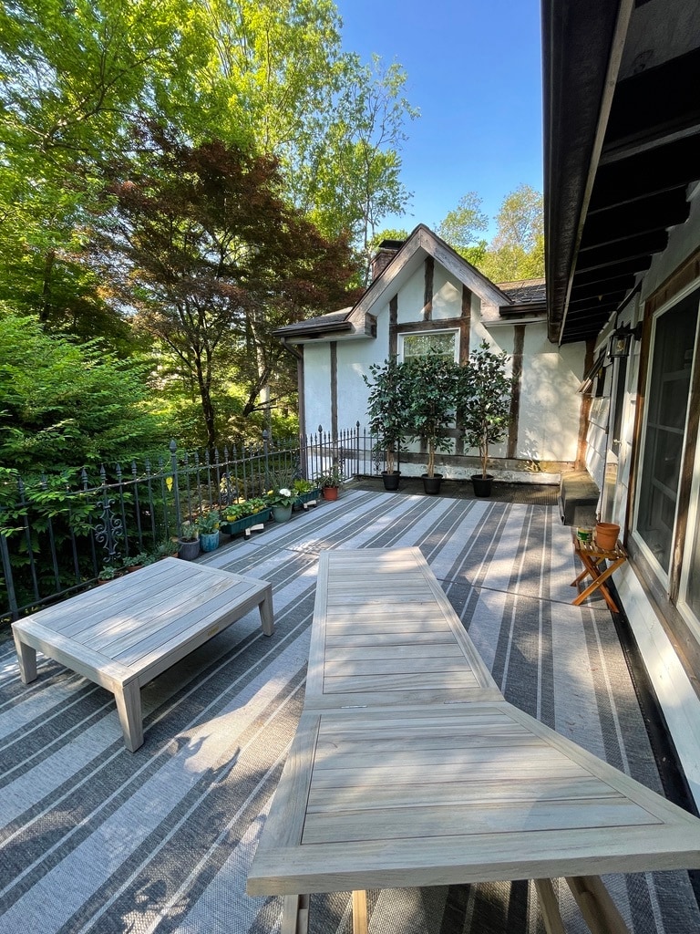 Building Photo - 16 Crooked Mile Rd