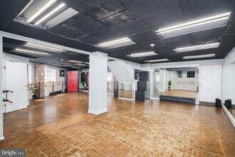 Building Photo - 1309 W Moyamensing Ave
