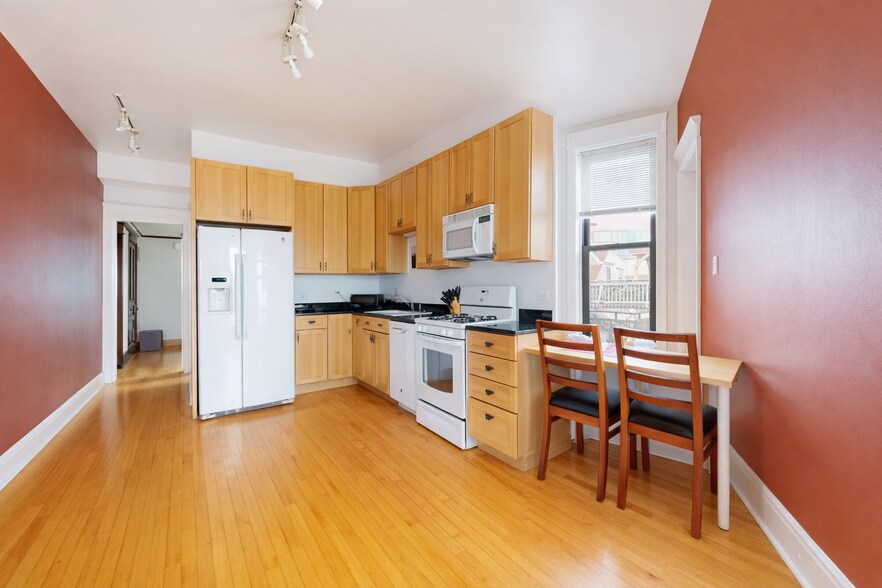 Building Photo - 1127 W Patterson Ave