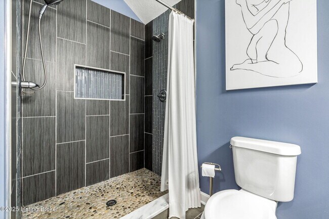 Building Photo - 8715 US-42