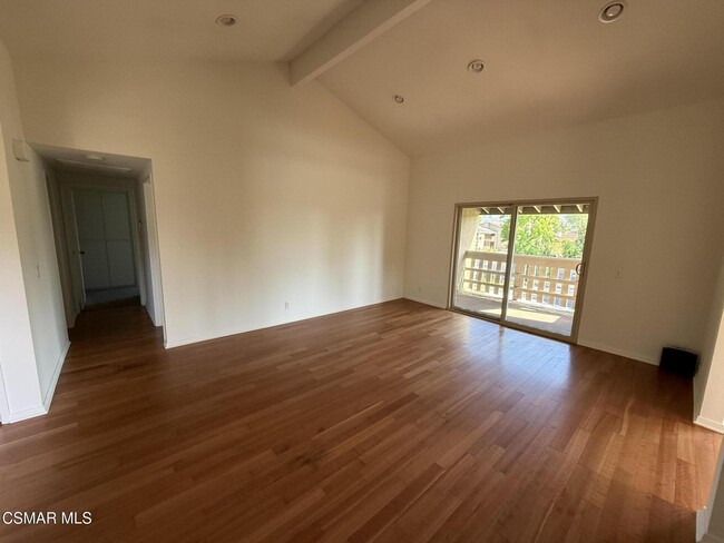 Building Photo - 460 Arbor Ln Ct