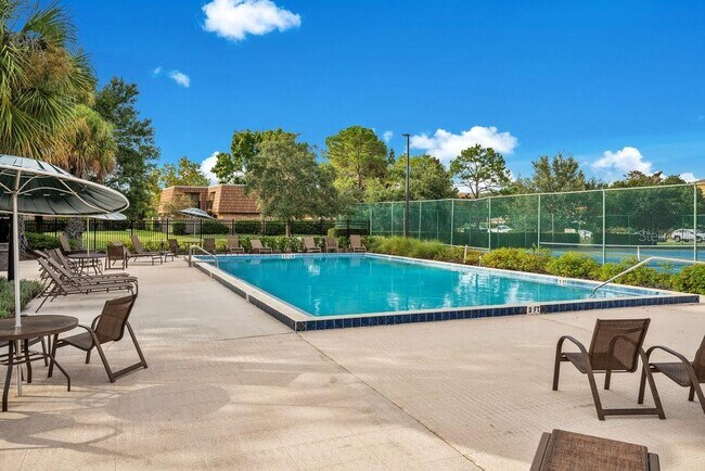 Building Photo - 5286 Willow Ct