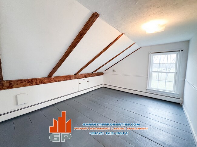 Building Photo - 4 Nashville Rd