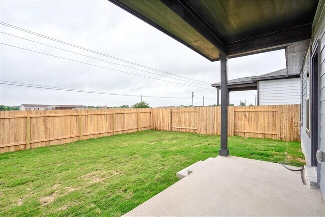 Building Photo - 309 Unforgiven Ln