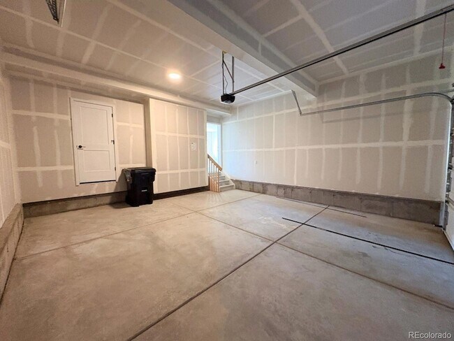 Building Photo - 485 Galveston Ter