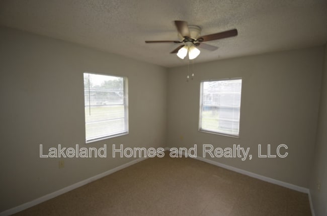 Building Photo - 115 Leelon Rd