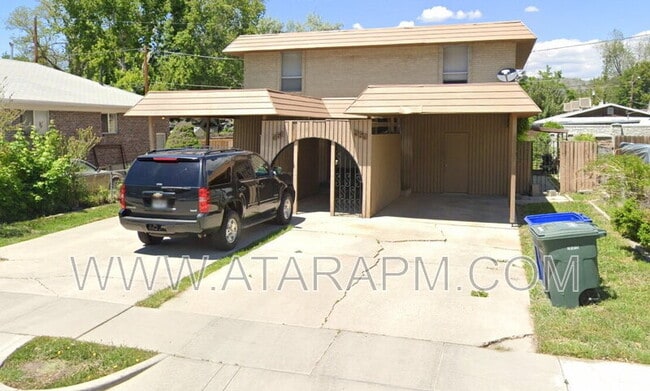 Primary Photo - 363 Hampton Ave S