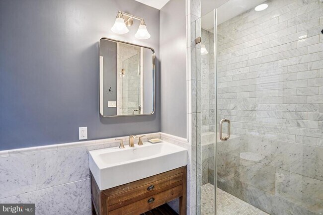 Building Photo - 4110 Edgevale Ct