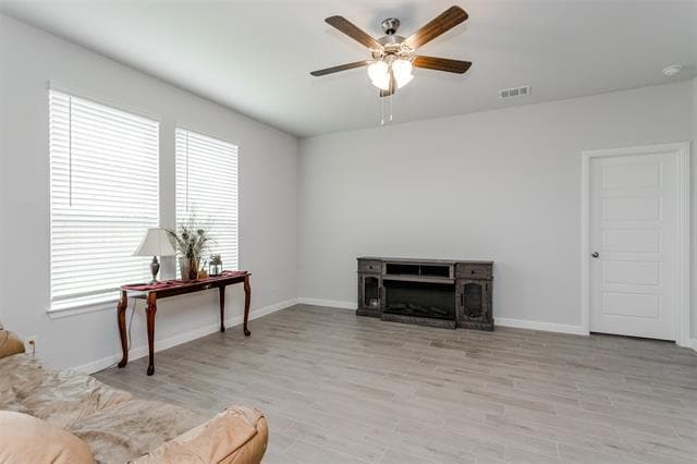 Building Photo - 960 Traction Trl