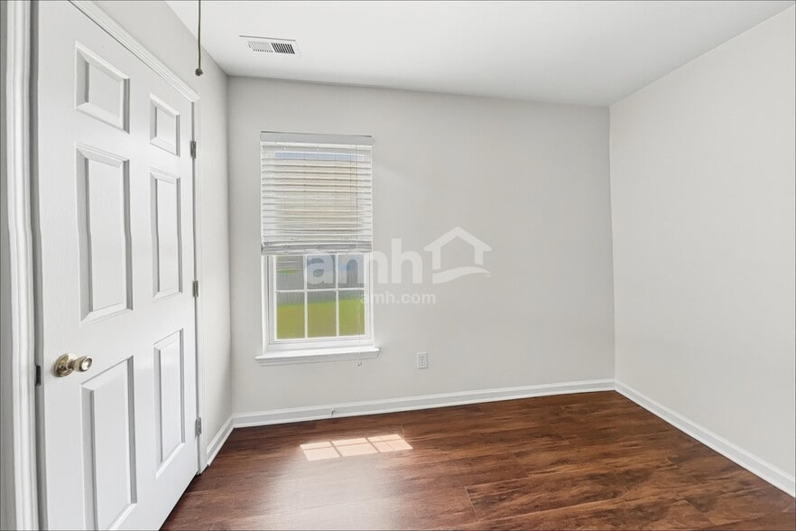 Building Photo - 10105 Baxter Caldwell Dr