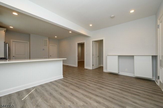 Building Photo - 32 Woodland Ave