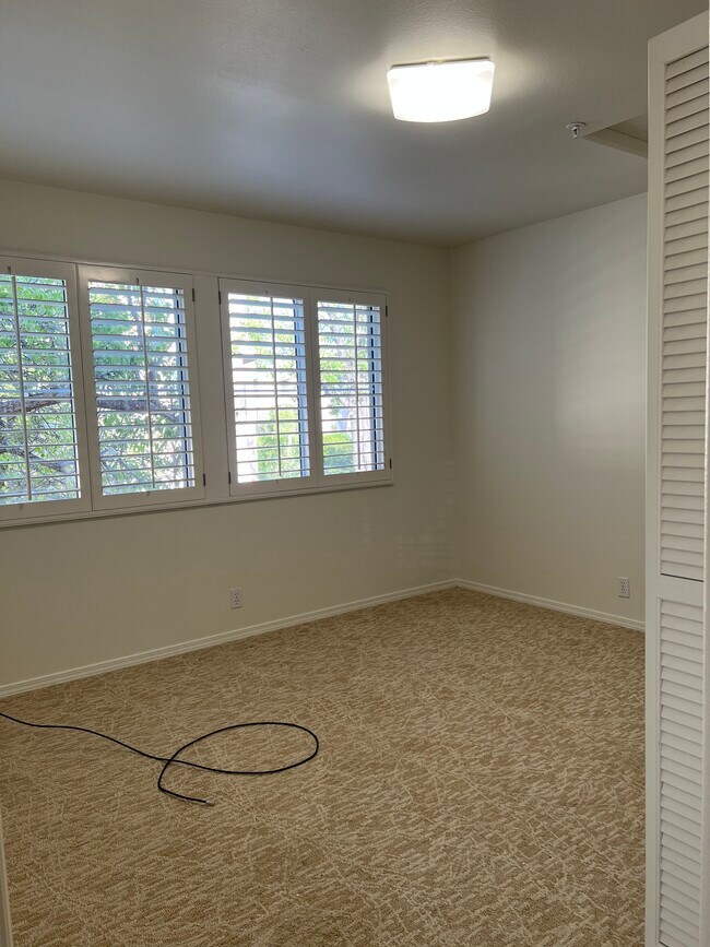 Open Loft - 1235 Chaparral Cir