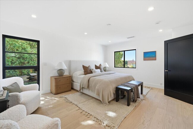 Building Photo - Completely Remodeled, Custom 4BR3.5BA Hilltop Home w/ Incredible Panoramic Ocean/Whitewater/Coast...