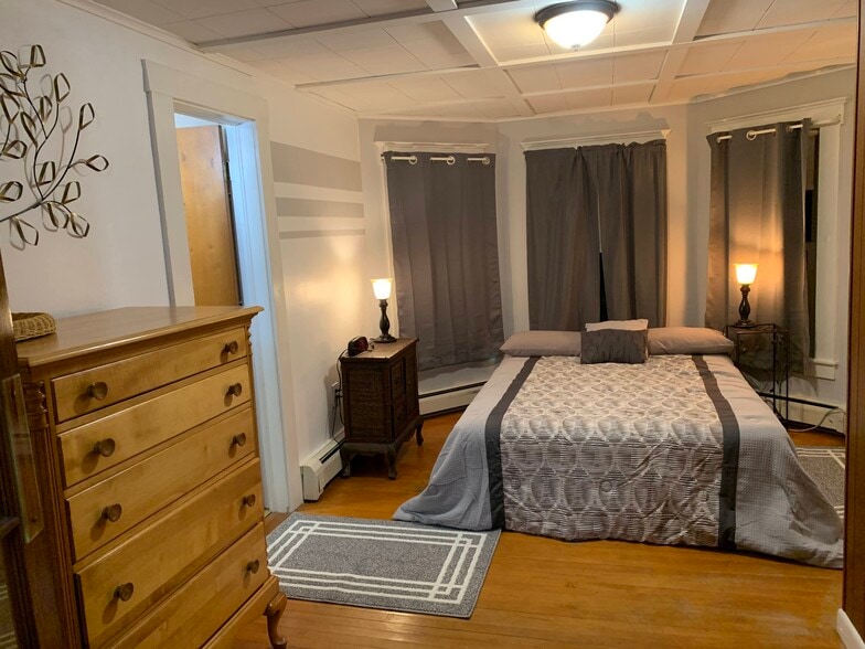 Building Photo - 87 Jackson Ave