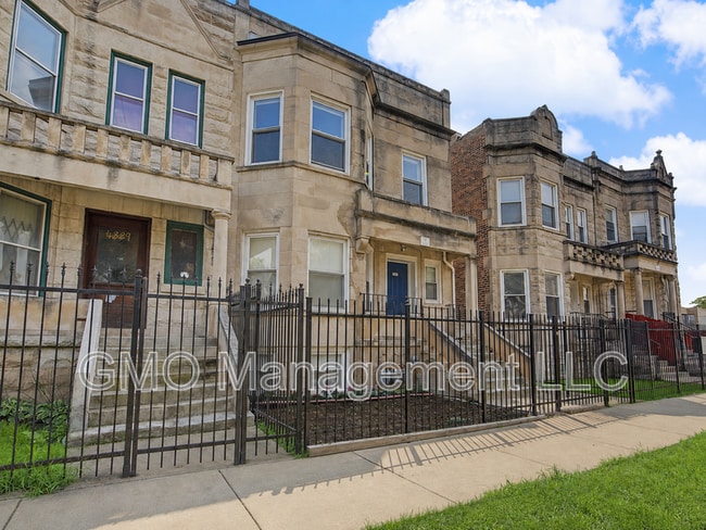 Building Photo - 4341 W Gladys Ave