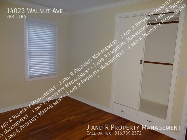 Building Photo - 14023 Walnut Ave