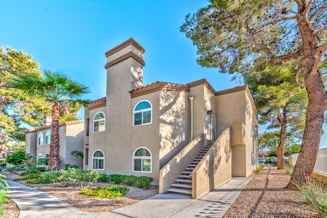 Building Photo - 3145 E Flamingo Rd