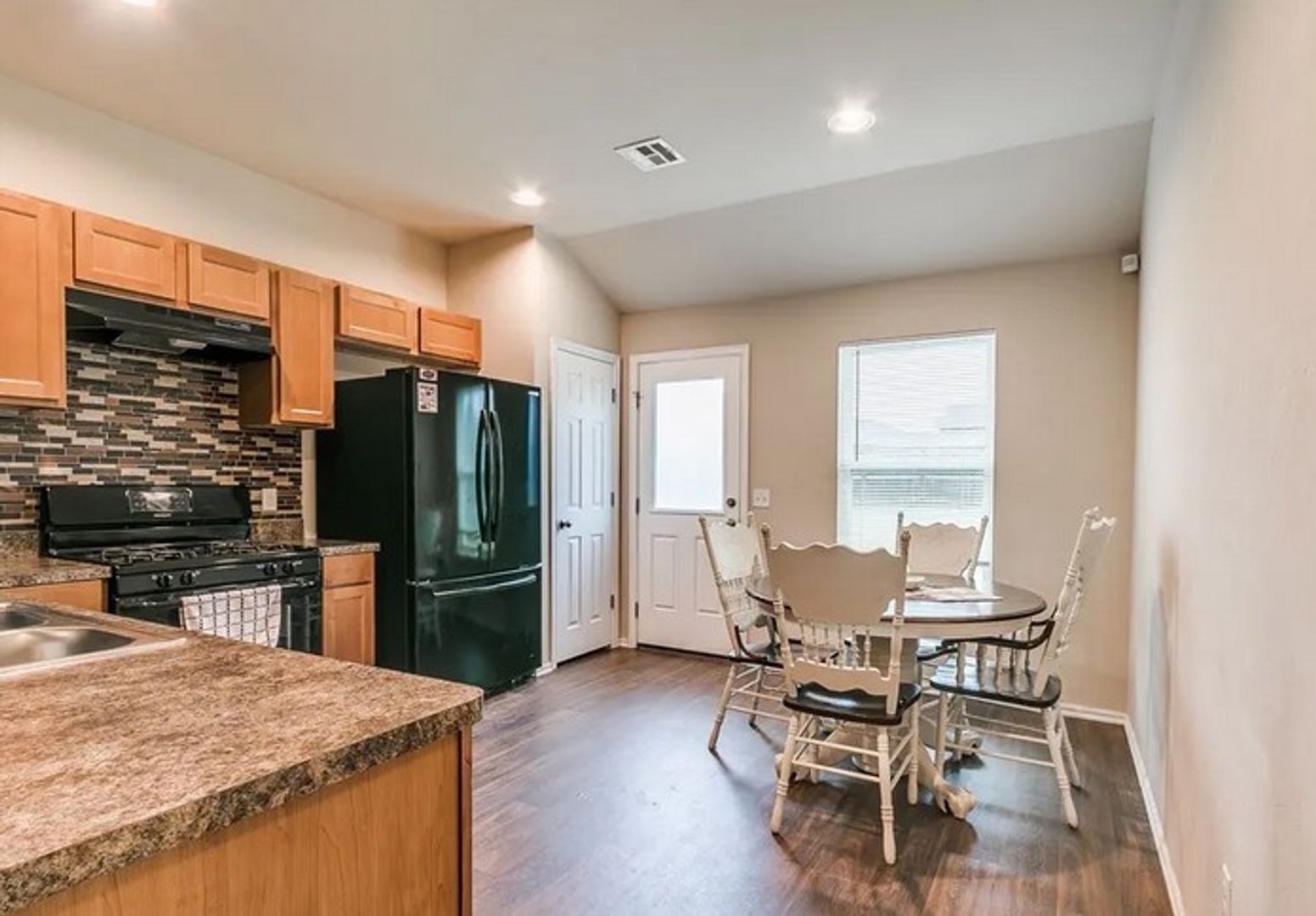 Building Photo - 13229 Bridgewater Dr