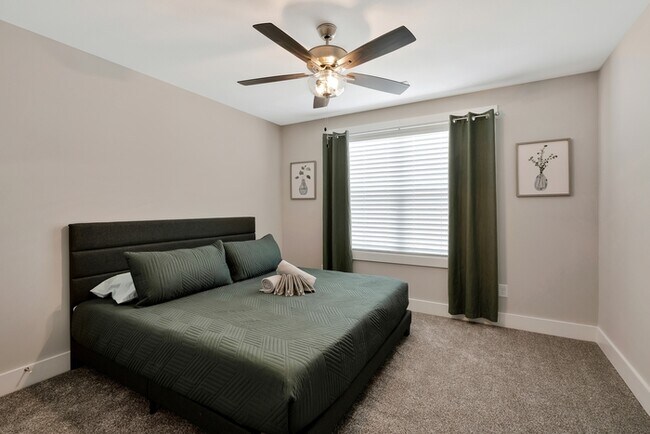 Building Photo - Unit #31 (166 Sango Rd)
